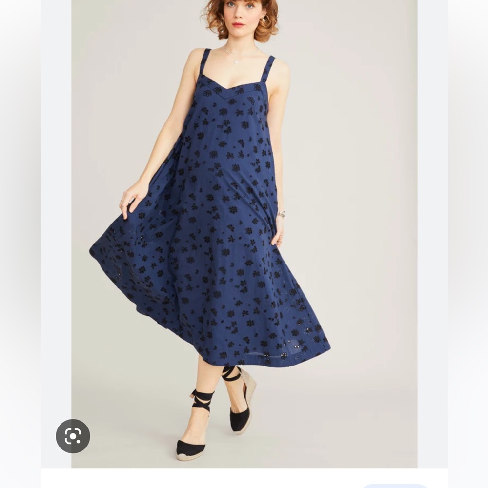 Hatch eyelet dress USA small Astrid designer size 0